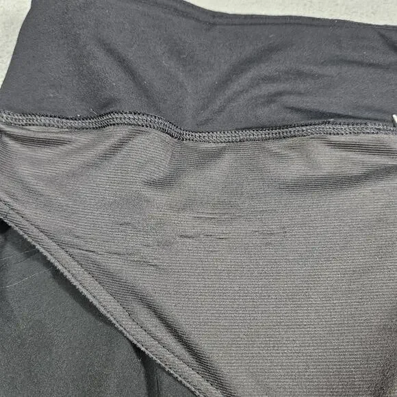 Lululemon Speed Up Shorts Womens 4 Black Athleisure Gym Performance Stretch - Picture 8 of 14